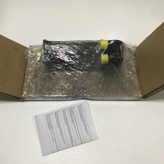 Schneider servo motor SH070 60030 0 1 00 00 00 10 00