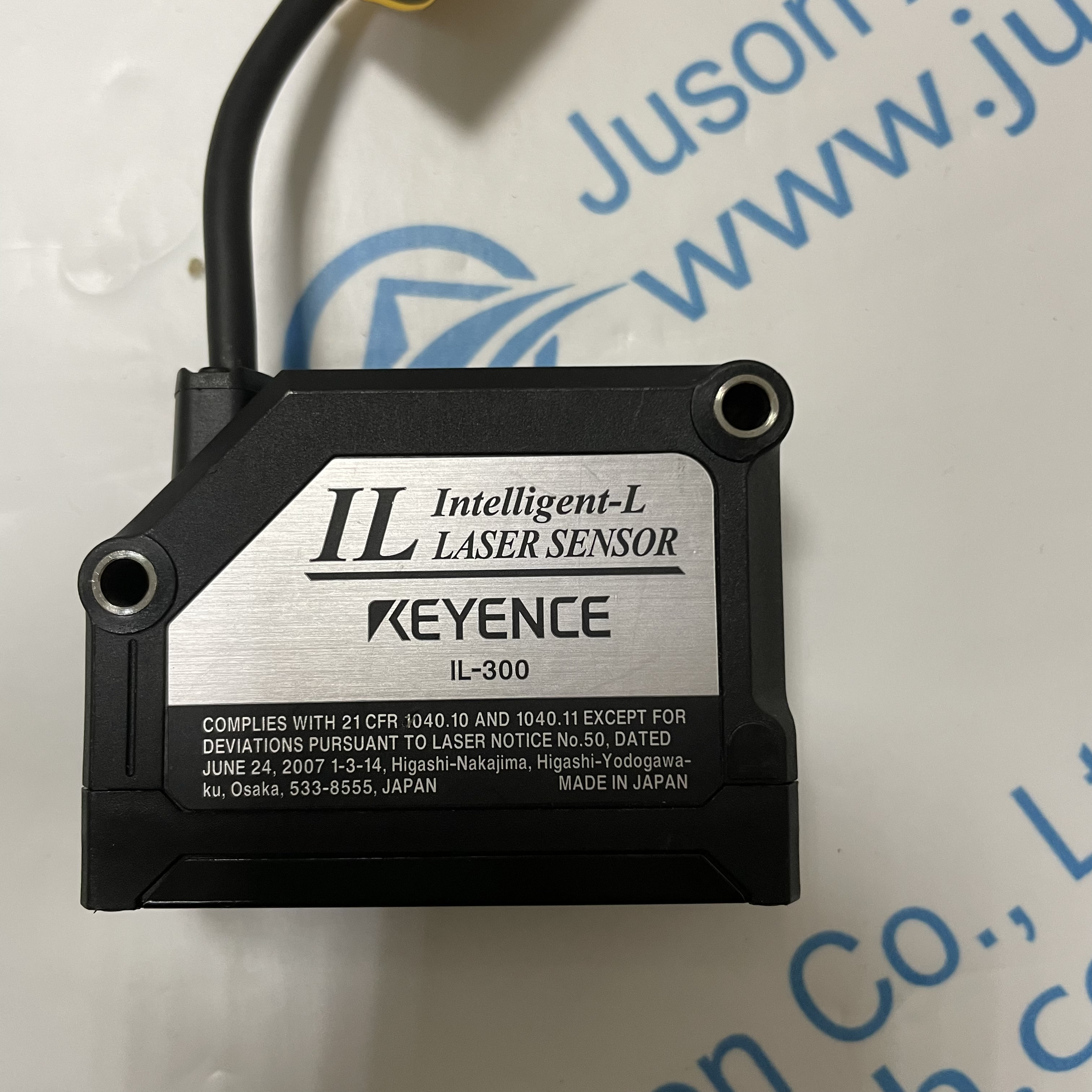 KEYENCE laser displacement sensor IL-300