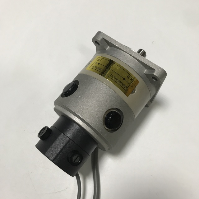 Sanyo DC servo motor SM80T-251