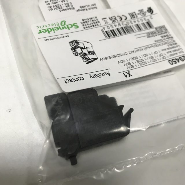 Schneider Molded Case Circuit Breaker Accessories 29450 