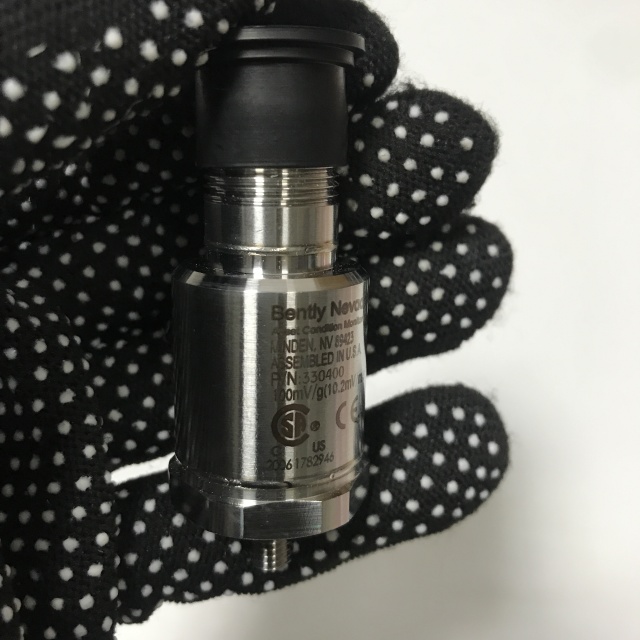 Bently Nevada Accelerometer sensor 330400-01-05