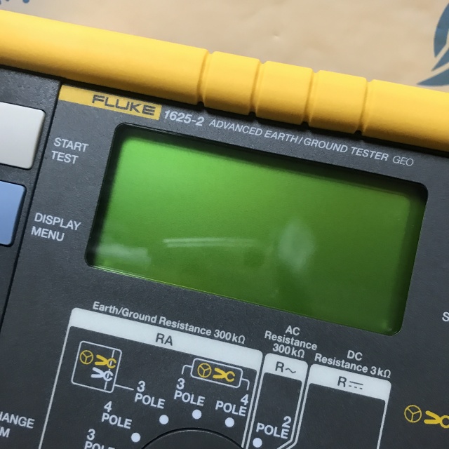 Fluke Ground Resistance Tester 1625-2 kit