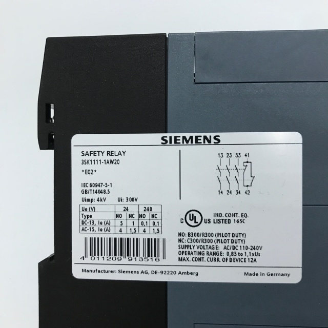 SIEMENS safety relay 3SK1111-1AW20
