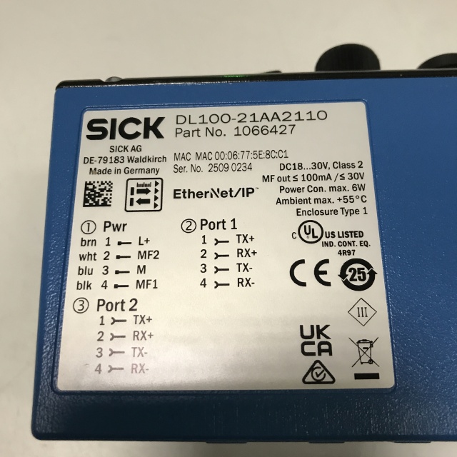 SICK Displacement measurement sensor DL100-21AA2110