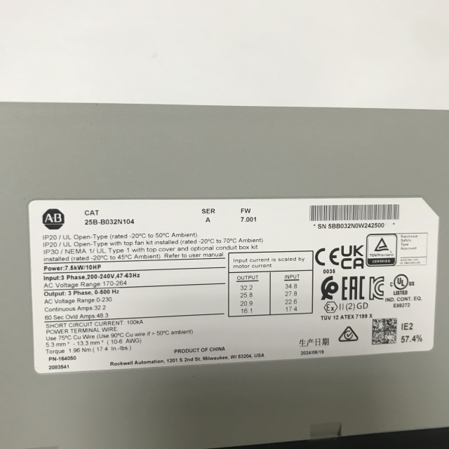 Allen Bradley frequency converter 25B-B032N104