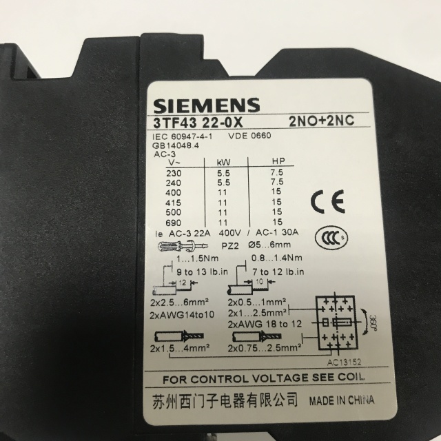 SIEMENS AC contactor 3TF4322-0XM0