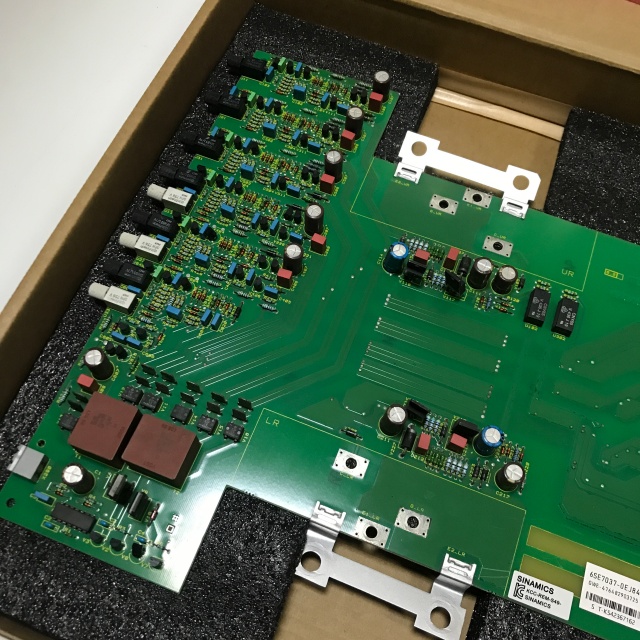 SIEMENS Inverter control module 6SE7037-0EJ84-1JC2