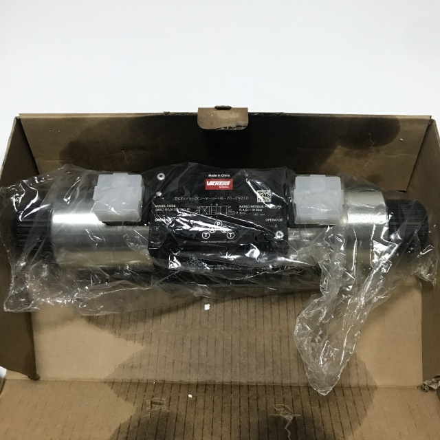 VICKERS solenoid valve DG4V-5-0CJ-M-U-H6-20