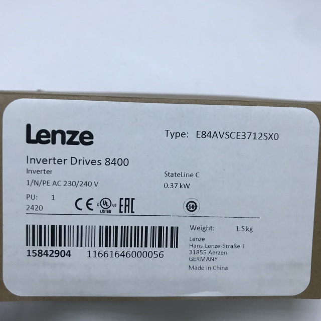 Lenze inverter E84AVSCE3712SX0