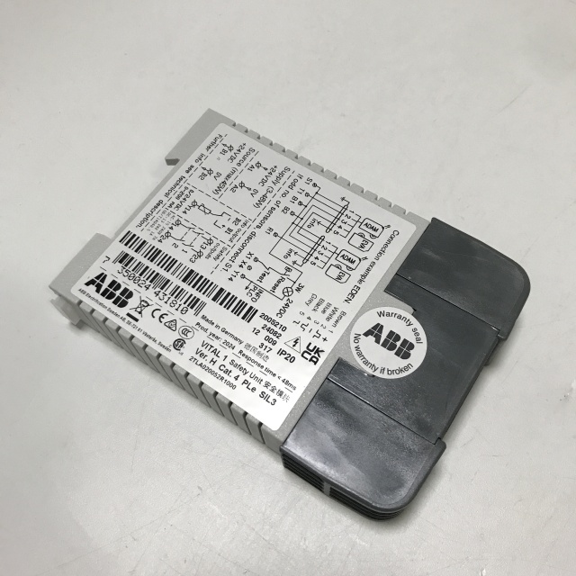 ABB safety relay 2TLA020052R1000