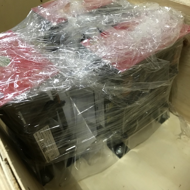 Schneider Electric motor reactor VW3A5104